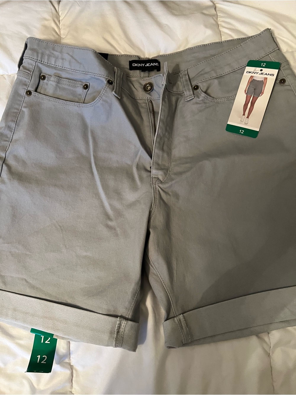 DKNY Women’s Light Gray Flat Front Cuffed Shorts